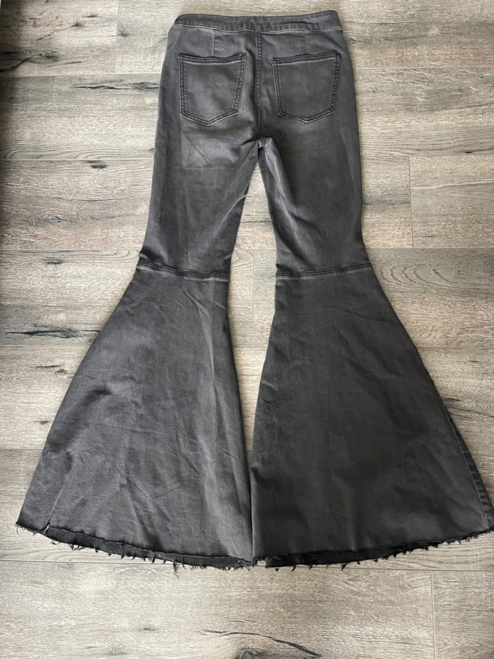 We The Free Black Wide-Leg Flare Jeans - Picture 7 of 15